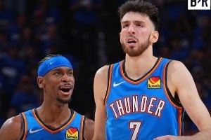 冠军效应！亚历山大和霍姆格伦两个人合同合计5.35亿美元🤯