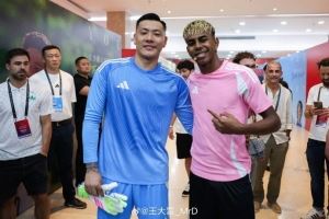 王大雷：开心能参与到校园足球高中联赛总决赛