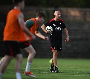 ESPN：利物浦vs普雷斯顿季前赛将如期进行，赛前可能有悼念活动