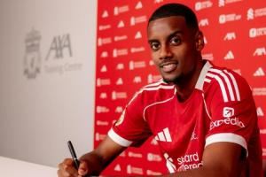 顶薪待遇！伊萨克周薪高达28万镑，利物浦超20万镑球员已有4人！