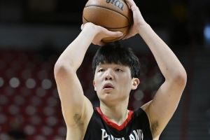 防挡拆时故意收缩防守？杨瀚森：主帅让我保护好篮下 我执行不好