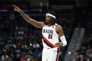 开拓者伤病报告：罗威继续缺席 利拉德&亨德森依旧伤停