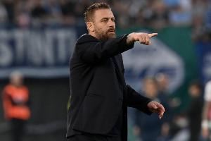 记者：德罗西将与热那亚会面，他和瓦诺利将竞争帅位图片